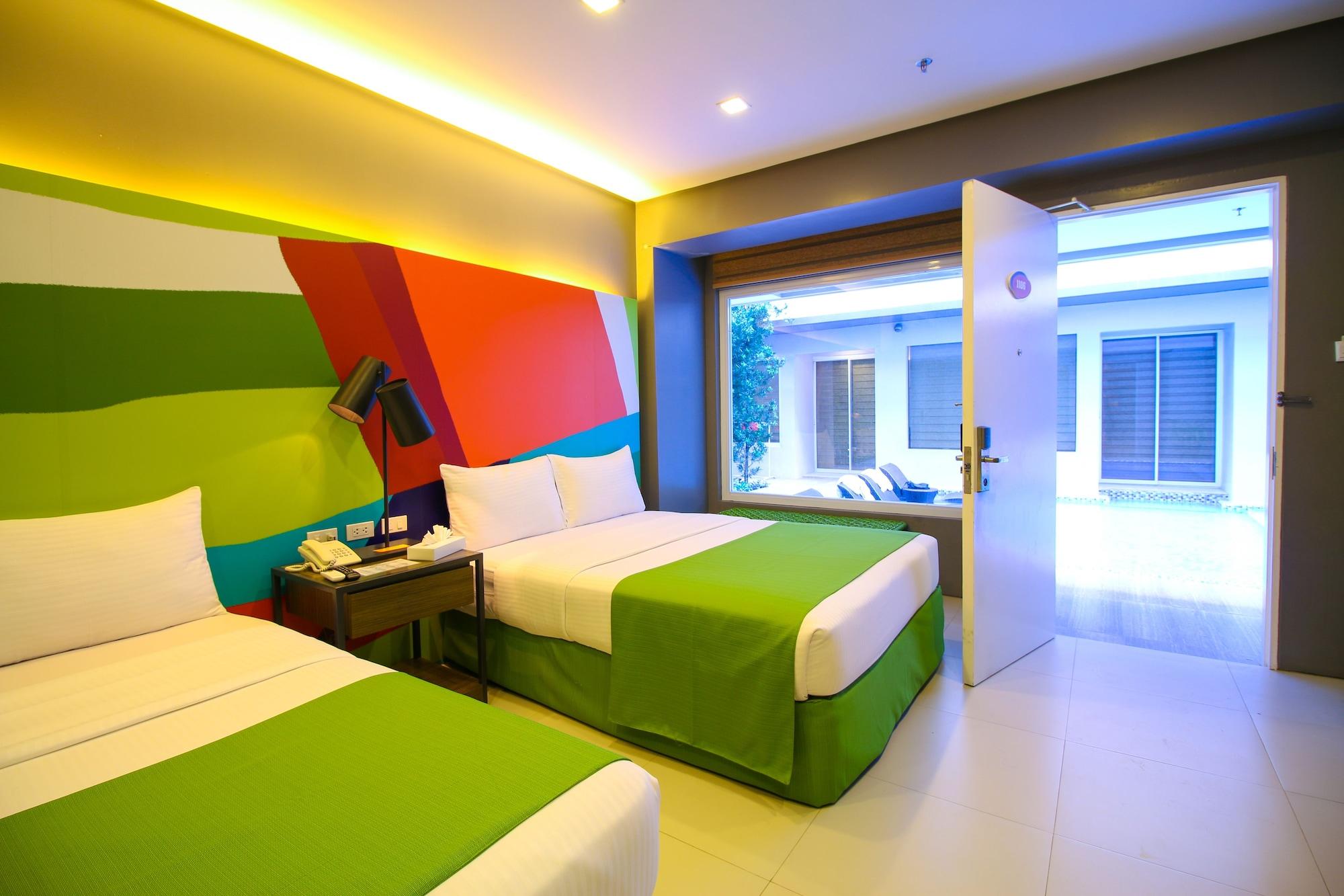 Boracay Uptown Resort 4*