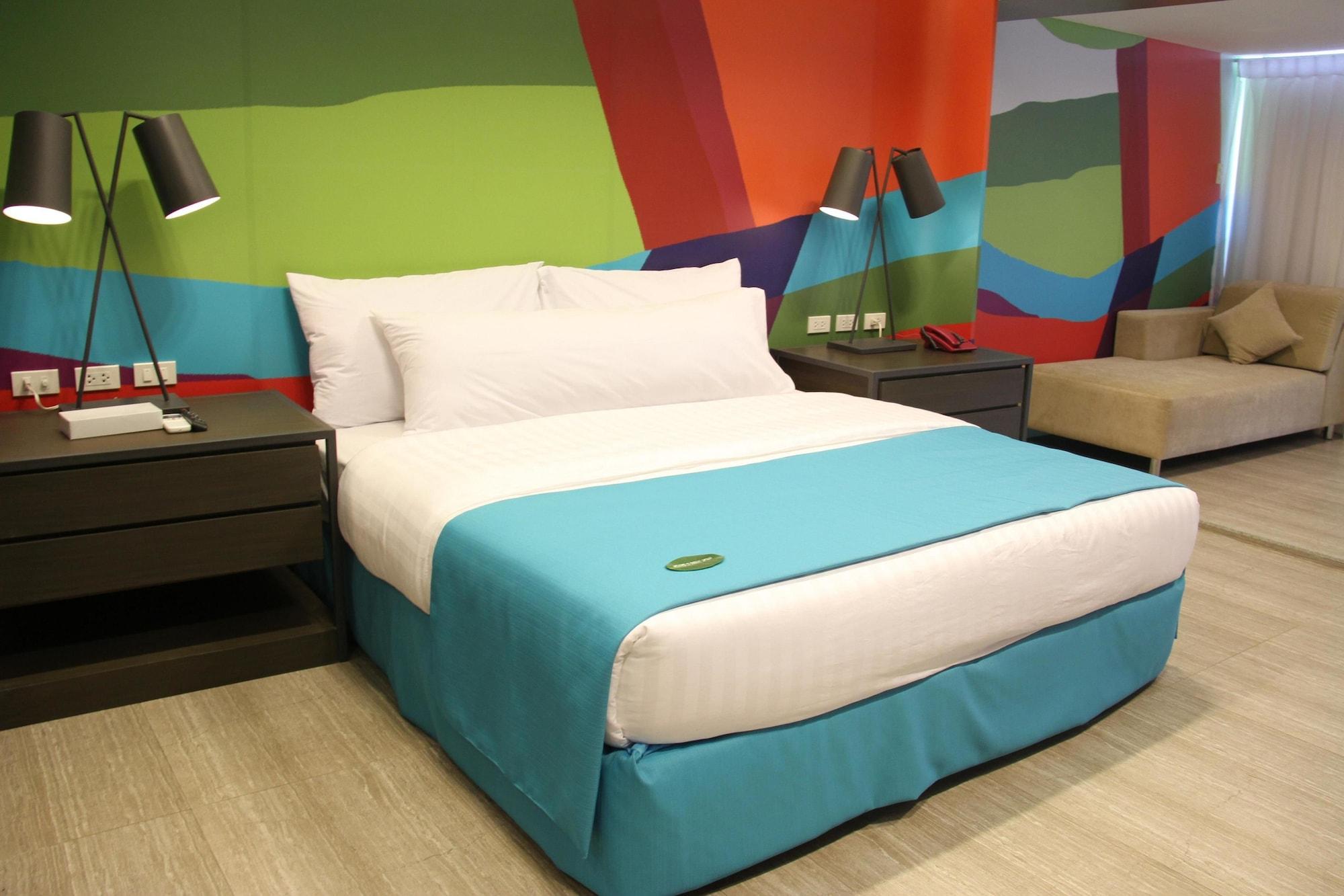 Resort Boracay Uptown 4*